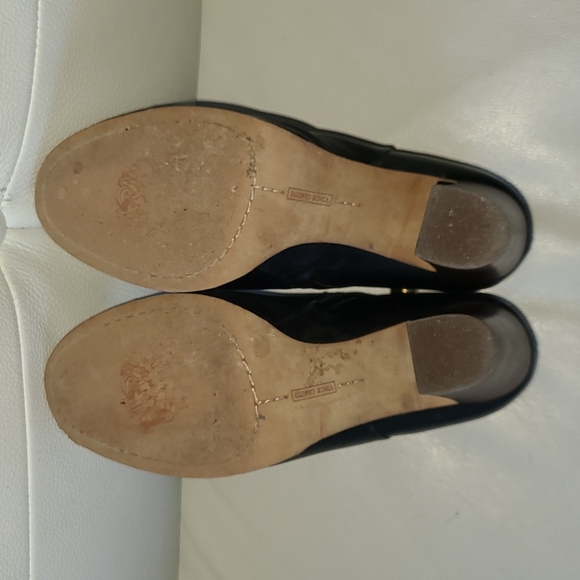 Vince Camuto black leather booties - Picture 5 of 11